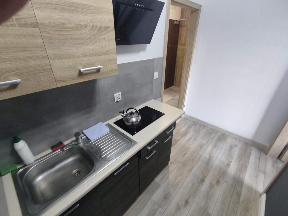 1110 Smialego 39 - Tanie Pokoje W Apartamencie - Samodzielne Zameldowanie - Self Check In Poznań Extérieur photo